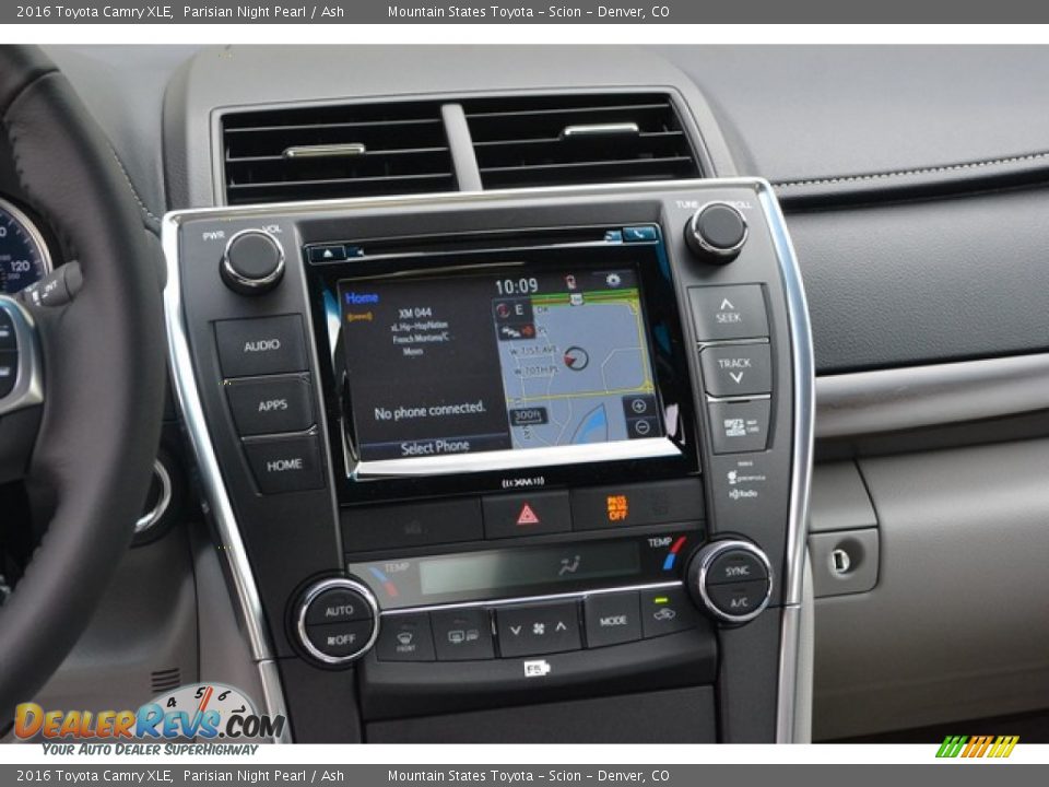 2016 Toyota Camry XLE Parisian Night Pearl / Ash Photo #6