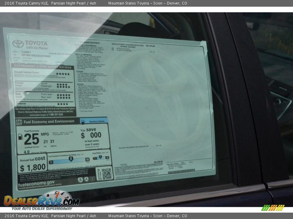 2016 Toyota Camry XLE Parisian Night Pearl / Ash Photo #10