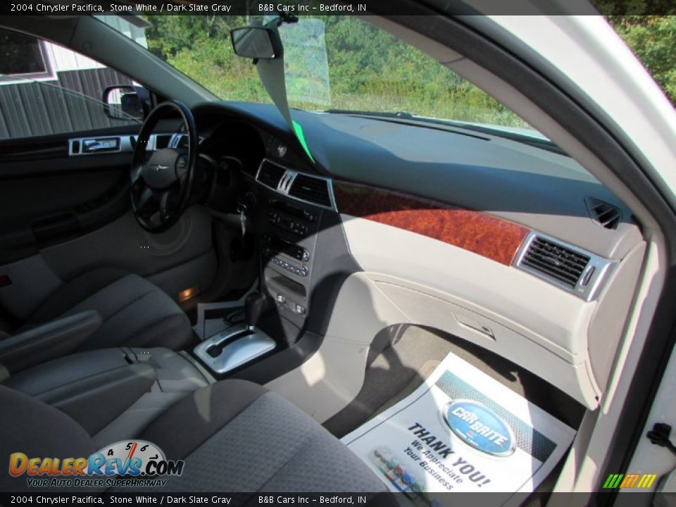 2004 Chrysler Pacifica Stone White / Dark Slate Gray Photo #19
