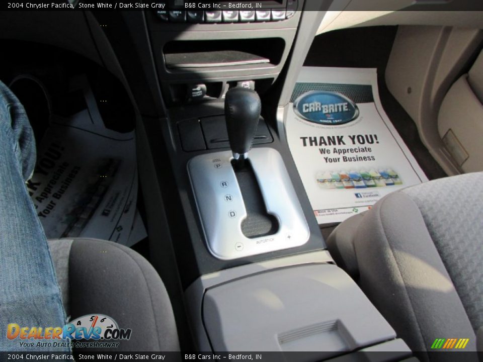 2004 Chrysler Pacifica Stone White / Dark Slate Gray Photo #28