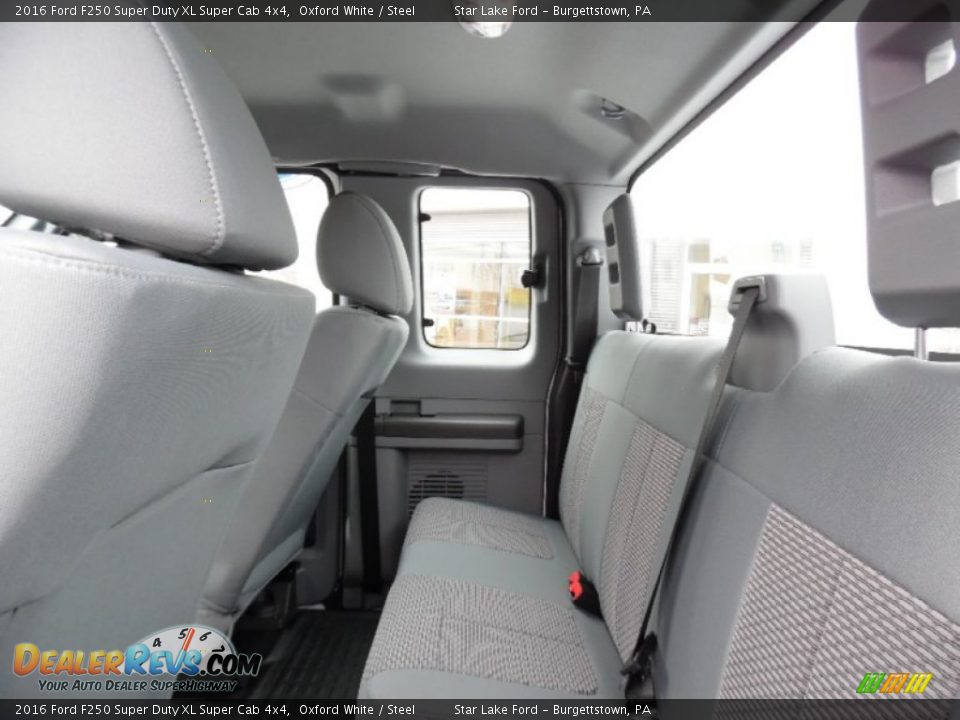 2016 Ford F250 Super Duty XL Super Cab 4x4 Oxford White / Steel Photo #12