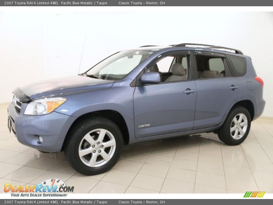 Front 3/4 View of 2007 Toyota RAV4 Limited 4WD Photo #3