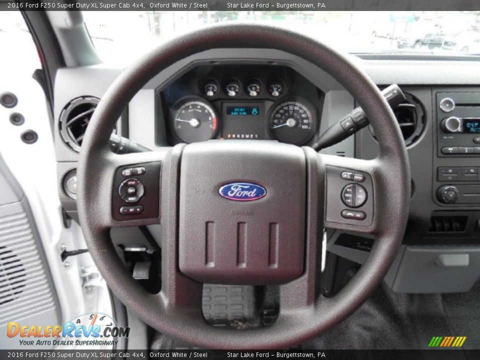 2016 Ford F250 Super Duty XL Super Cab 4x4 Oxford White / Steel Photo #16