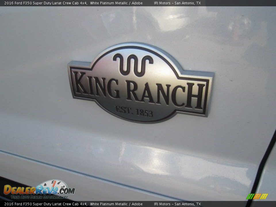 2016 Ford F350 Super Duty Lariat Crew Cab 4x4 White Platinum Metallic / Adobe Photo #4