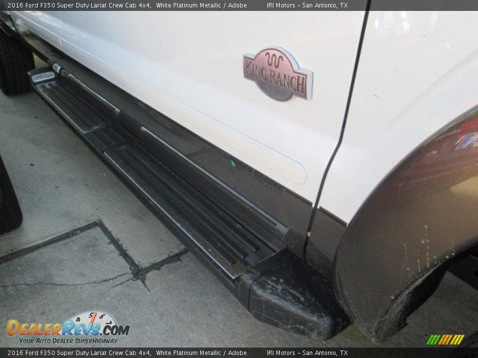 2016 Ford F350 Super Duty Lariat Crew Cab 4x4 White Platinum Metallic / Adobe Photo #6