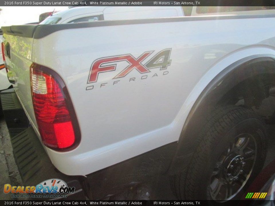 2016 Ford F350 Super Duty Lariat Crew Cab 4x4 White Platinum Metallic / Adobe Photo #15