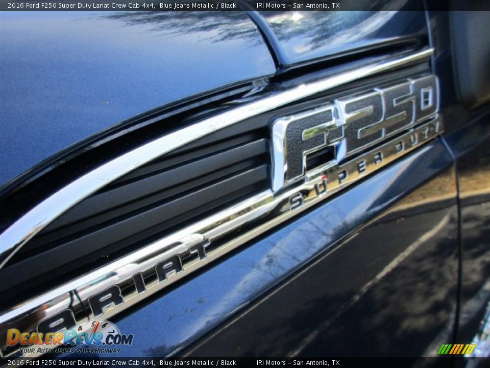 2016 Ford F250 Super Duty Lariat Crew Cab 4x4 Blue Jeans Metallic / Black Photo #3