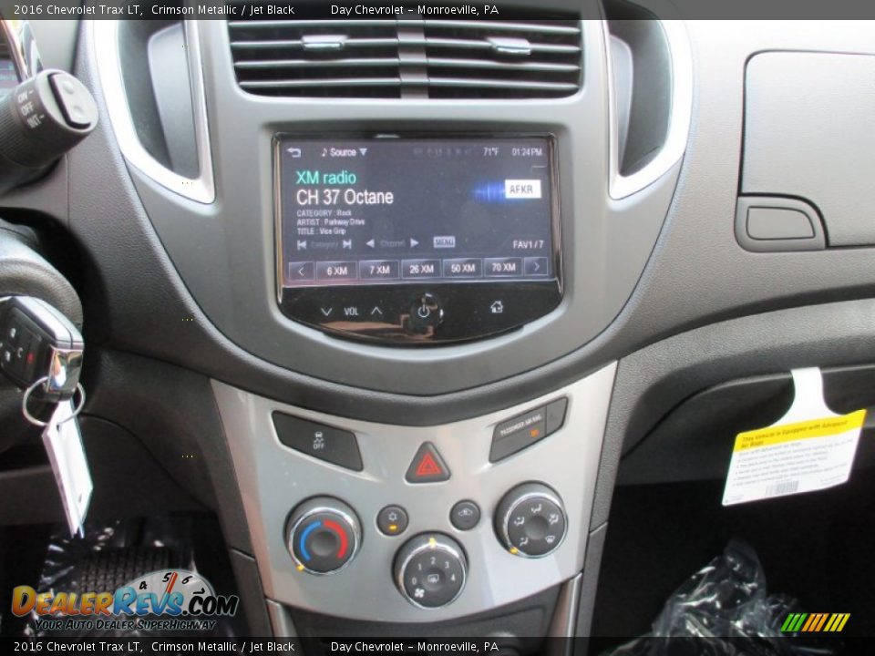 2016 Chevrolet Trax LT Crimson Metallic / Jet Black Photo #15