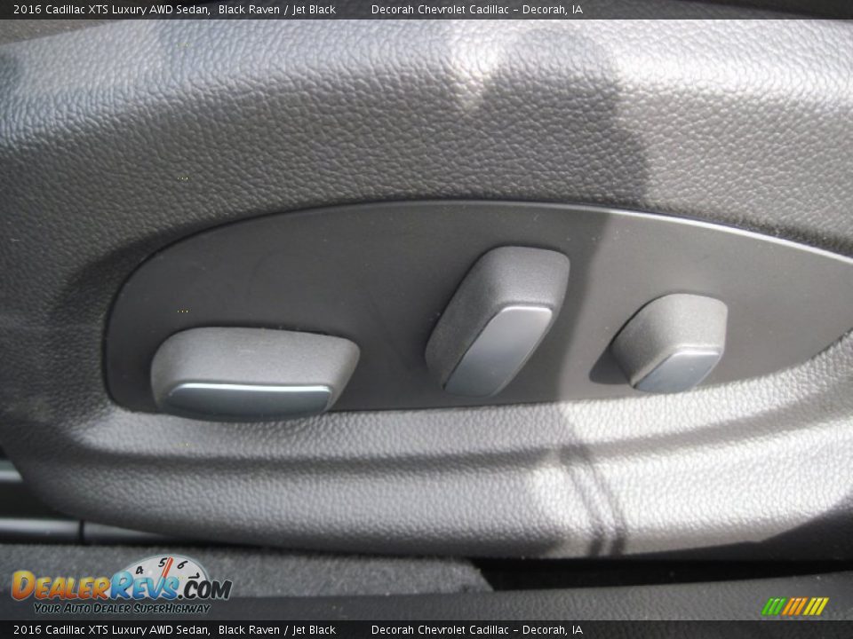 2016 Cadillac XTS Luxury AWD Sedan Black Raven / Jet Black Photo #18