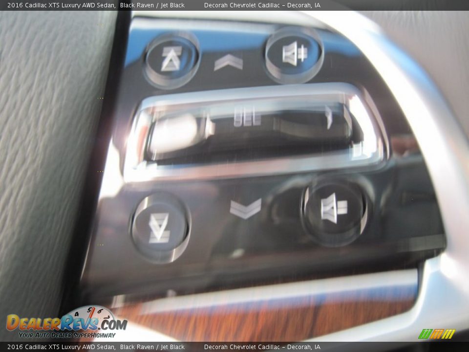 2016 Cadillac XTS Luxury AWD Sedan Black Raven / Jet Black Photo #31