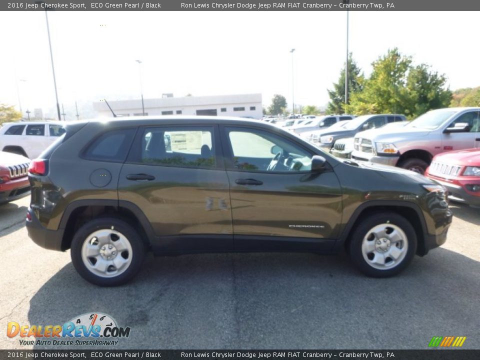 2016 Jeep Cherokee Sport ECO Green Pearl / Black Photo #8