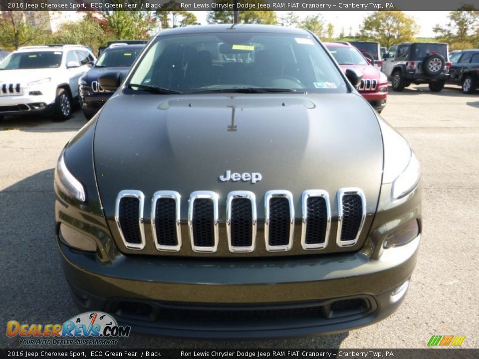 2016 Jeep Cherokee Sport ECO Green Pearl / Black Photo #12