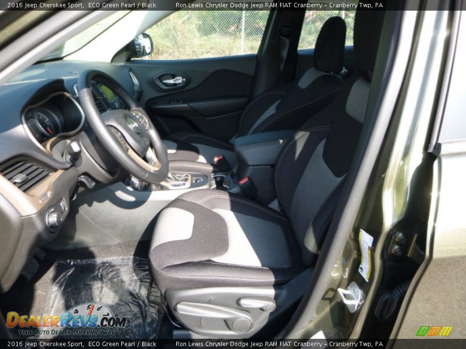 2016 Jeep Cherokee Sport ECO Green Pearl / Black Photo #13