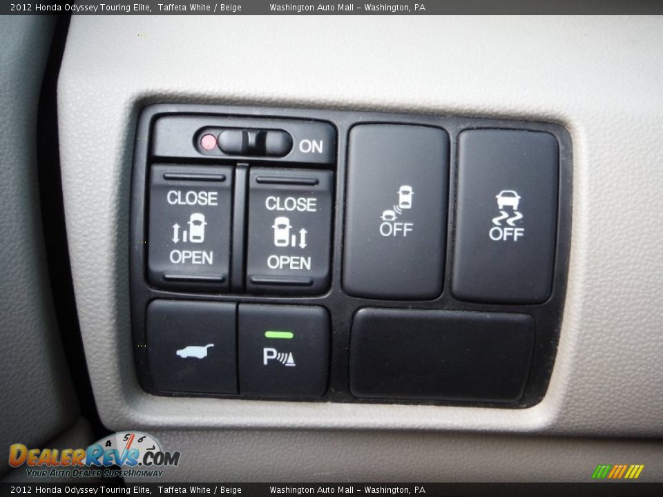 2012 Honda Odyssey Touring Elite Taffeta White / Beige Photo #18