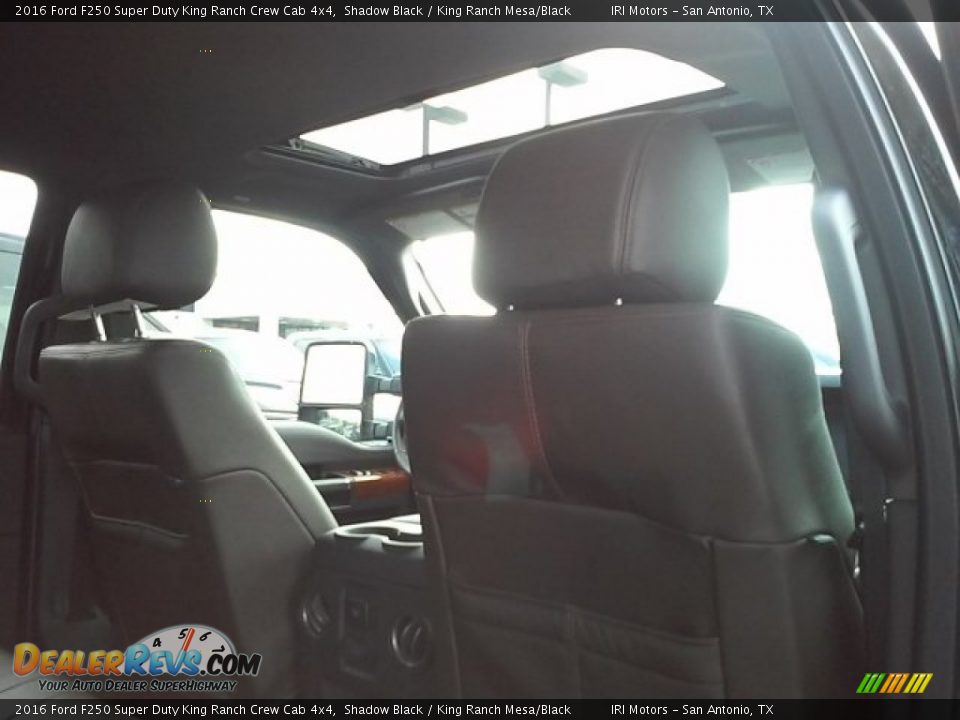 2016 Ford F250 Super Duty King Ranch Crew Cab 4x4 Shadow Black / King Ranch Mesa/Black Photo #32