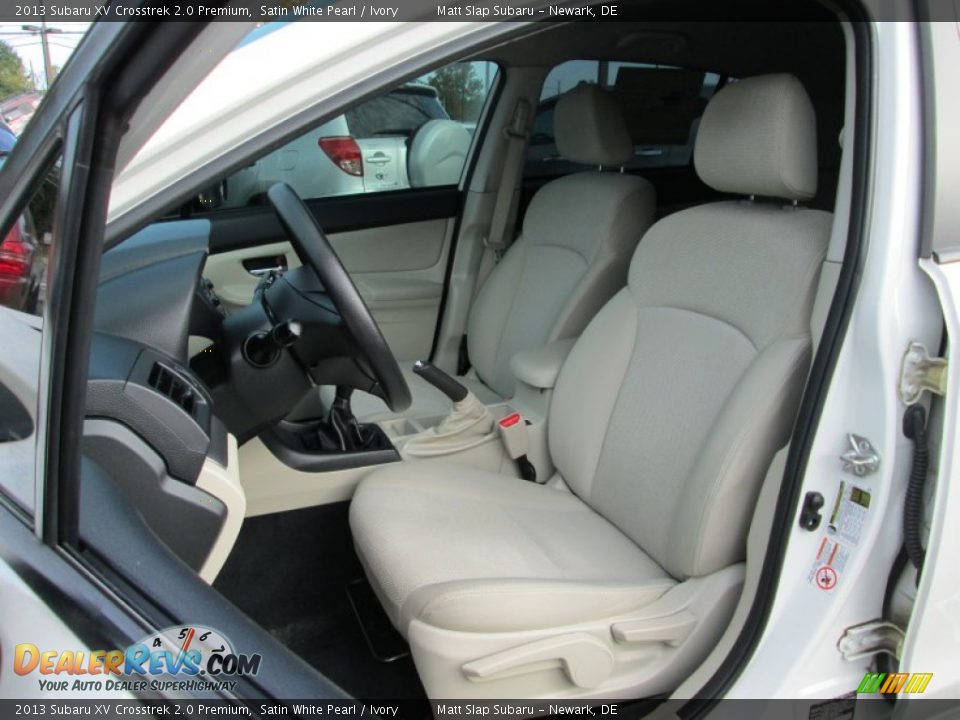 2013 Subaru XV Crosstrek 2.0 Premium Satin White Pearl / Ivory Photo #15