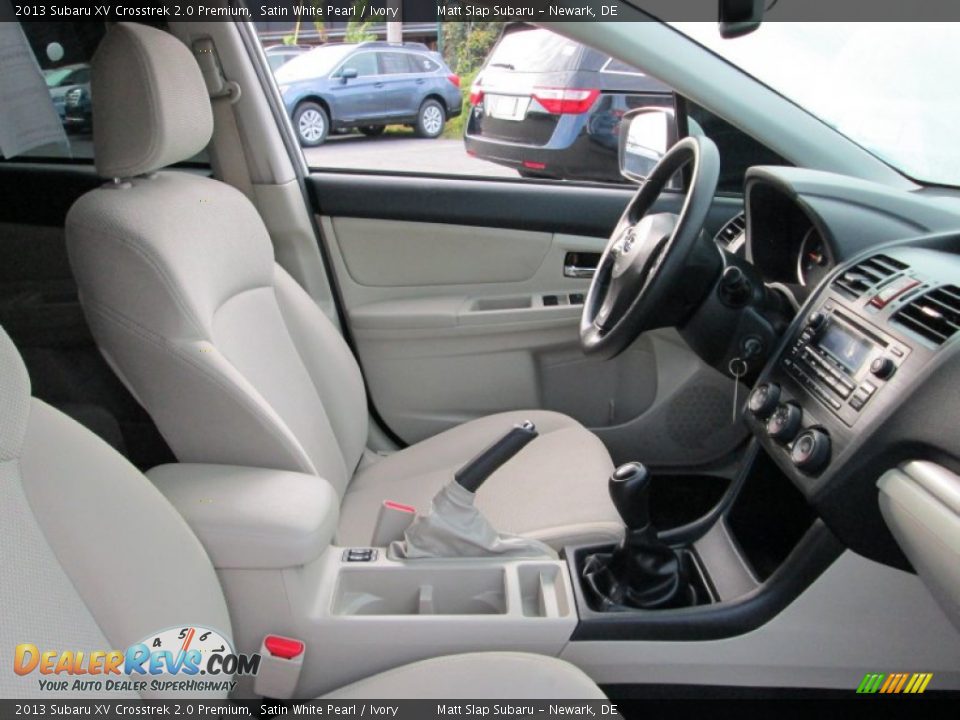 2013 Subaru XV Crosstrek 2.0 Premium Satin White Pearl / Ivory Photo #16