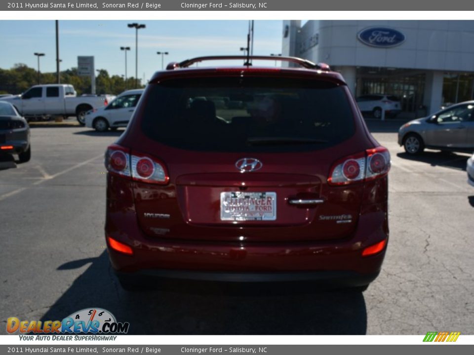 2011 Hyundai Santa Fe Limited Sonoran Red / Beige Photo #4