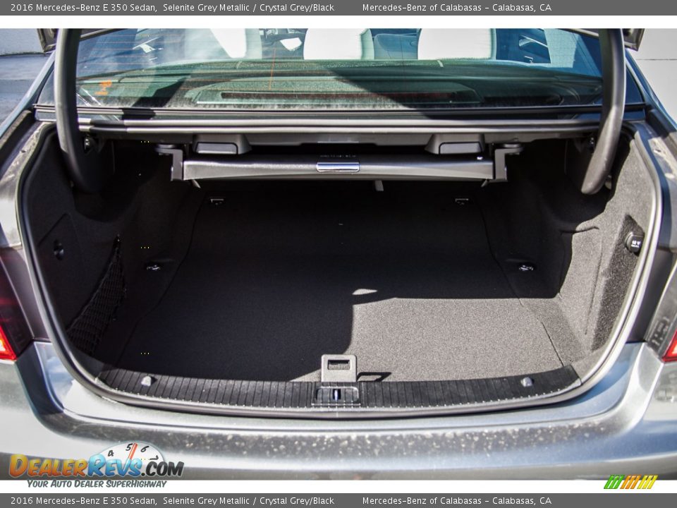 2016 Mercedes-Benz E 350 Sedan Selenite Grey Metallic / Crystal Grey/Black Photo #4