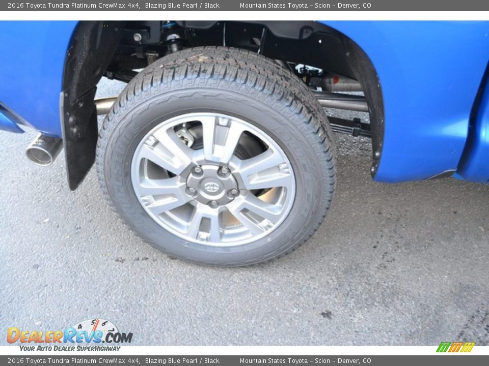 2016 Toyota Tundra Platinum CrewMax 4x4 Blazing Blue Pearl / Black Photo #12