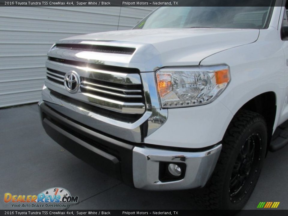 2016 Toyota Tundra TSS CrewMax 4x4 Super White / Black Photo #10