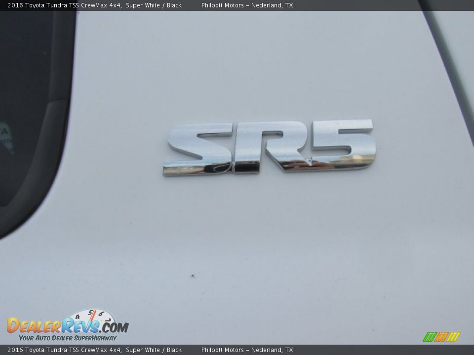2016 Toyota Tundra TSS CrewMax 4x4 Super White / Black Photo #16