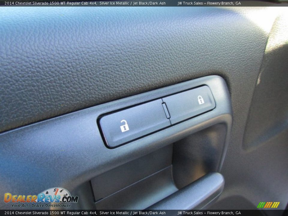 2014 Chevrolet Silverado 1500 WT Regular Cab 4x4 Silver Ice Metallic / Jet Black/Dark Ash Photo #35