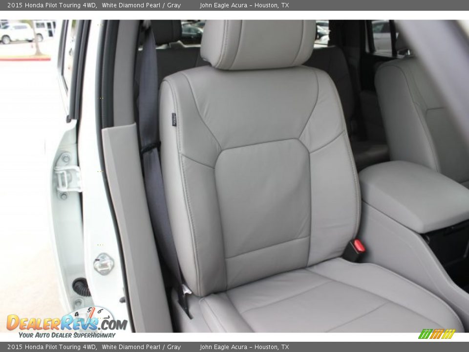 2015 Honda Pilot Touring 4WD White Diamond Pearl / Gray Photo #28