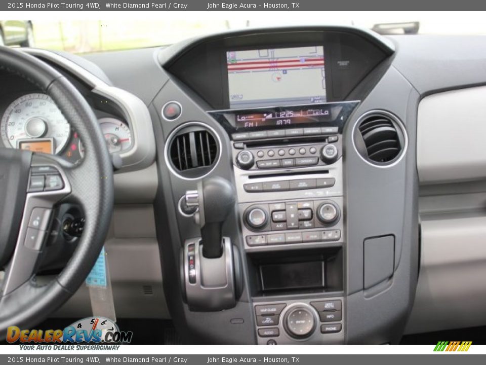 2015 Honda Pilot Touring 4WD White Diamond Pearl / Gray Photo #31