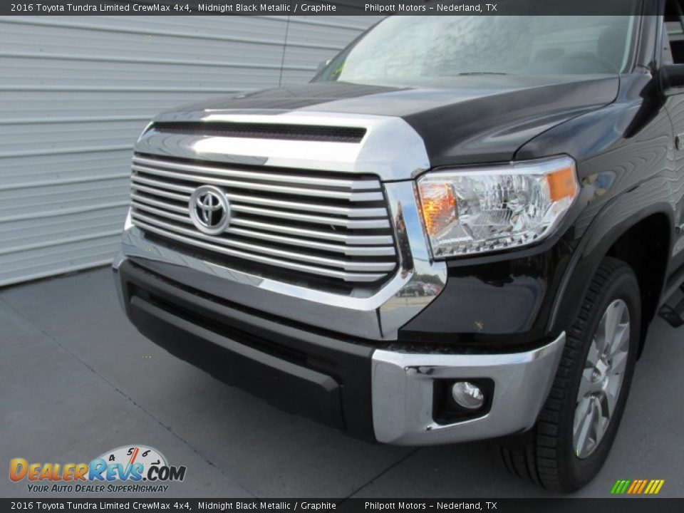 2016 Toyota Tundra Limited CrewMax 4x4 Midnight Black Metallic / Graphite Photo #10