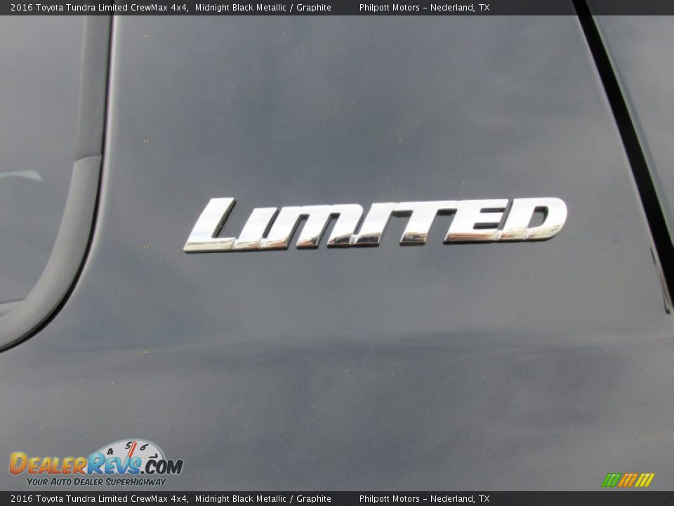 2016 Toyota Tundra Limited CrewMax 4x4 Midnight Black Metallic / Graphite Photo #16