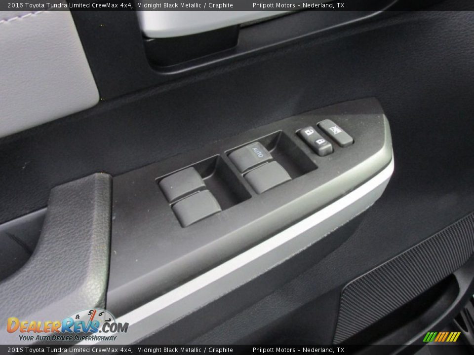 2016 Toyota Tundra Limited CrewMax 4x4 Midnight Black Metallic / Graphite Photo #22