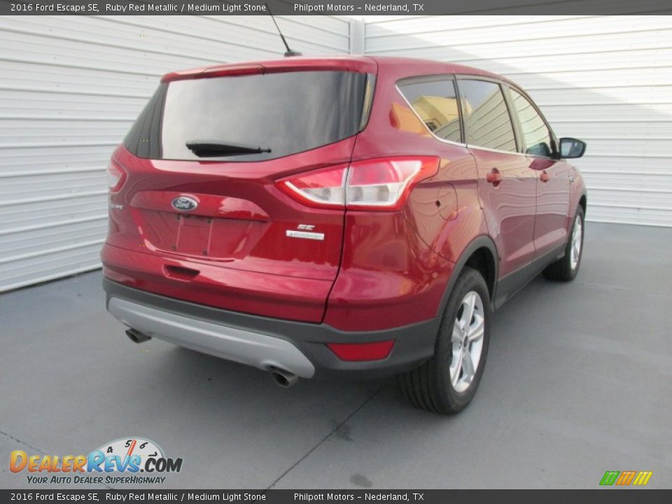 2016 Ford Escape SE Ruby Red Metallic / Medium Light Stone Photo #4