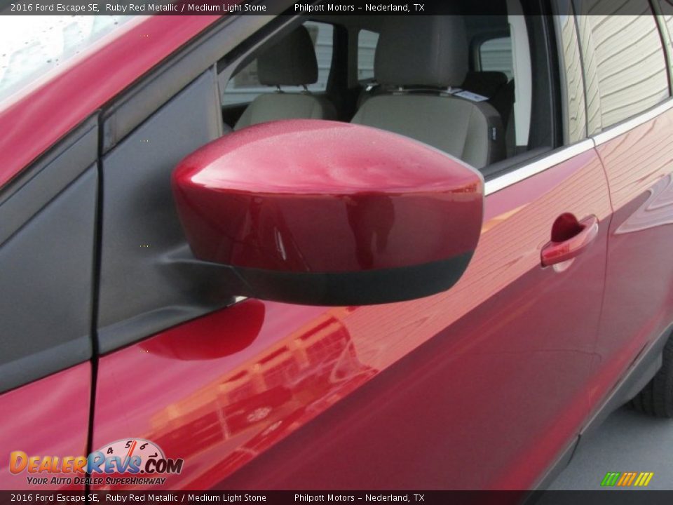 2016 Ford Escape SE Ruby Red Metallic / Medium Light Stone Photo #12