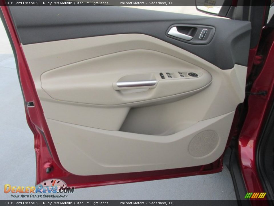 2016 Ford Escape SE Ruby Red Metallic / Medium Light Stone Photo #19