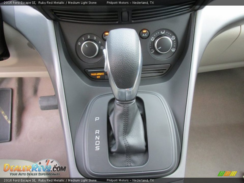 2016 Ford Escape SE Shifter Photo #27