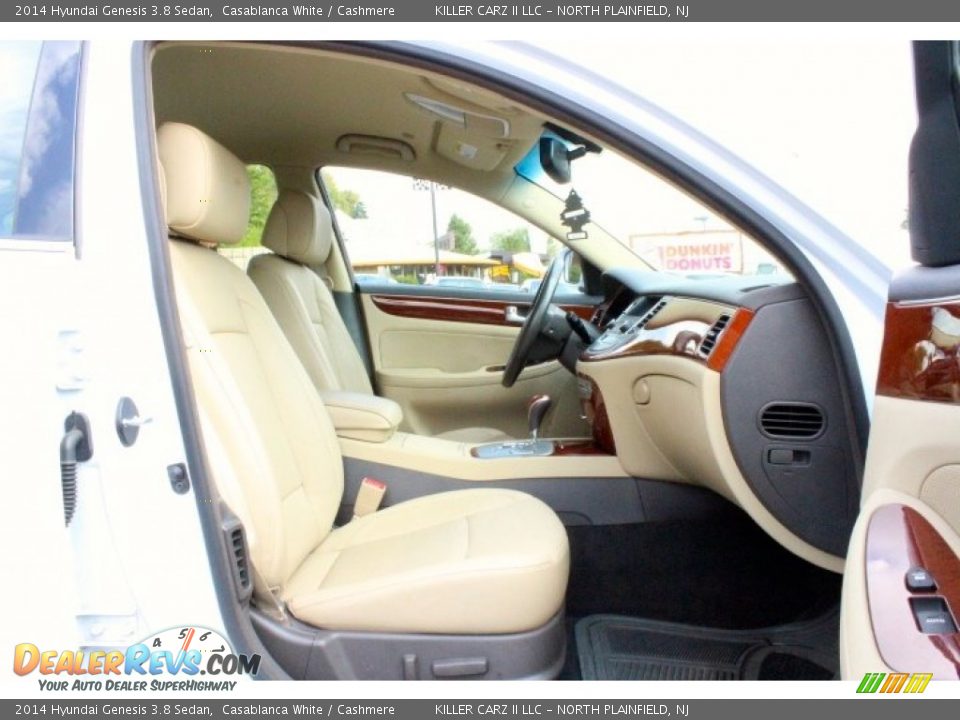 Front Seat of 2014 Hyundai Genesis 3.8 Sedan Photo #30