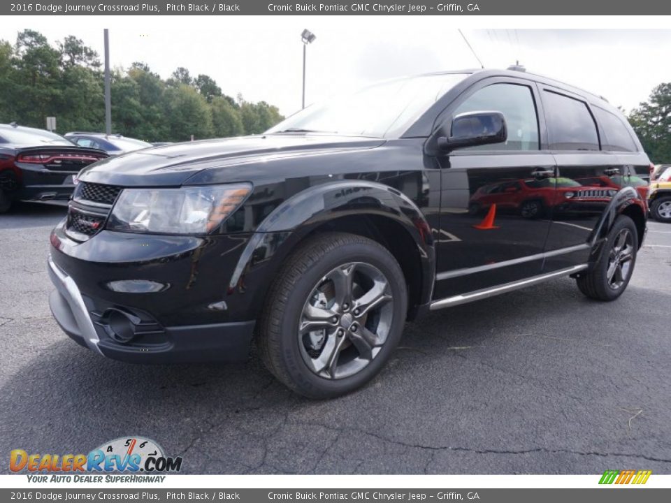 Front 3/4 View of 2016 Dodge Journey Crossroad Plus Photo #3