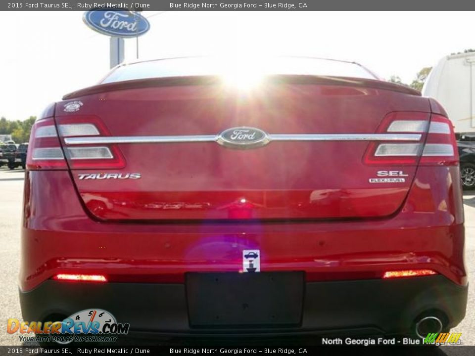 2015 Ford Taurus SEL Ruby Red Metallic / Dune Photo #4