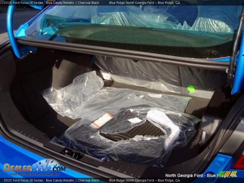 2015 Ford Focus SE Sedan Blue Candy Metallic / Charcoal Black Photo #15