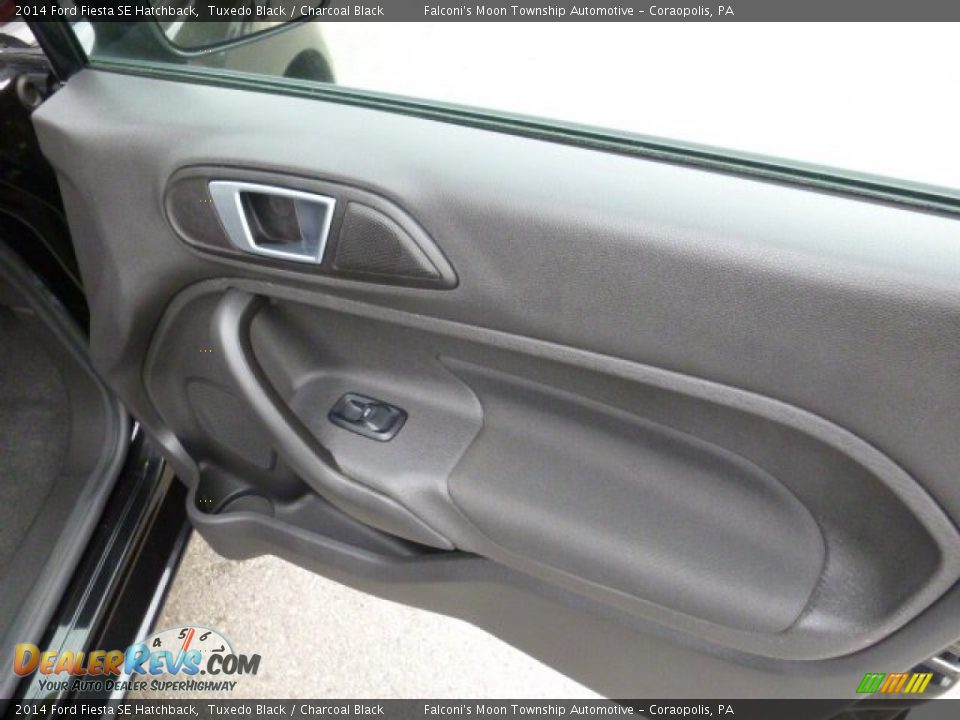 2014 Ford Fiesta SE Hatchback Tuxedo Black / Charcoal Black Photo #12