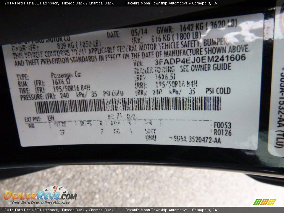 2014 Ford Fiesta SE Hatchback Tuxedo Black / Charcoal Black Photo #24