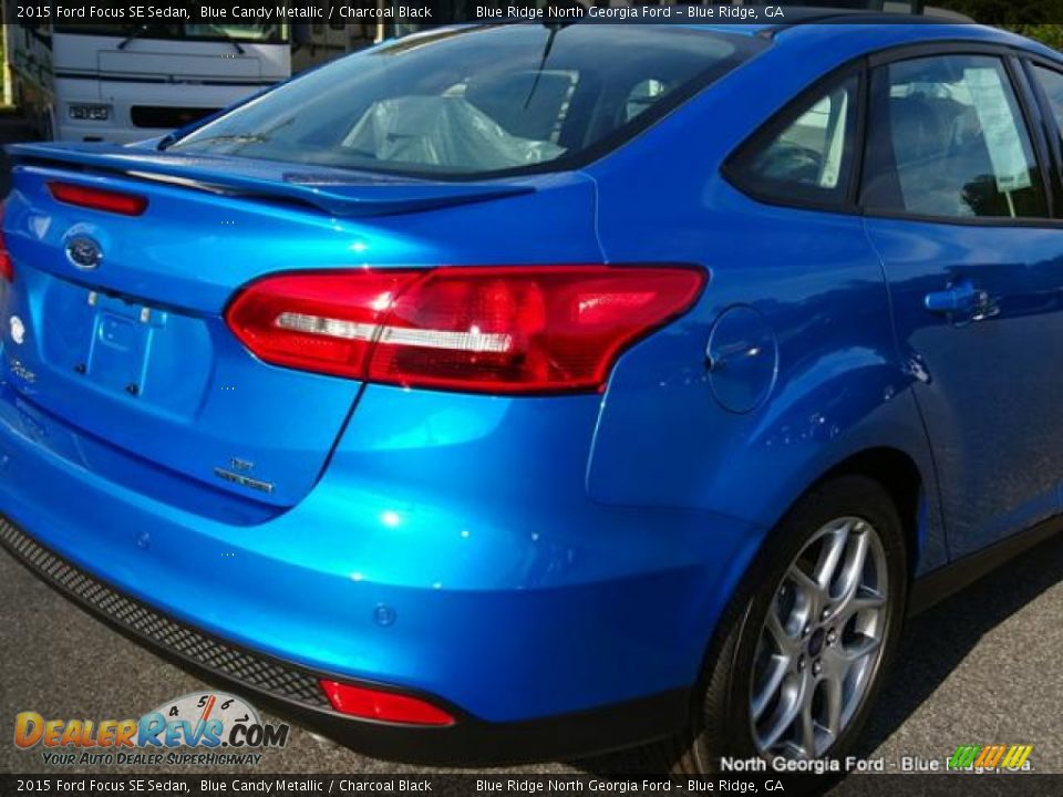 2015 Ford Focus SE Sedan Blue Candy Metallic / Charcoal Black Photo #35
