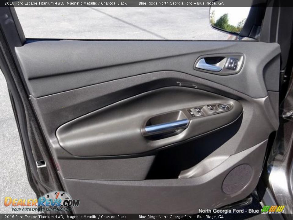 2016 Ford Escape Titanium 4WD Magnetic Metallic / Charcoal Black Photo #30