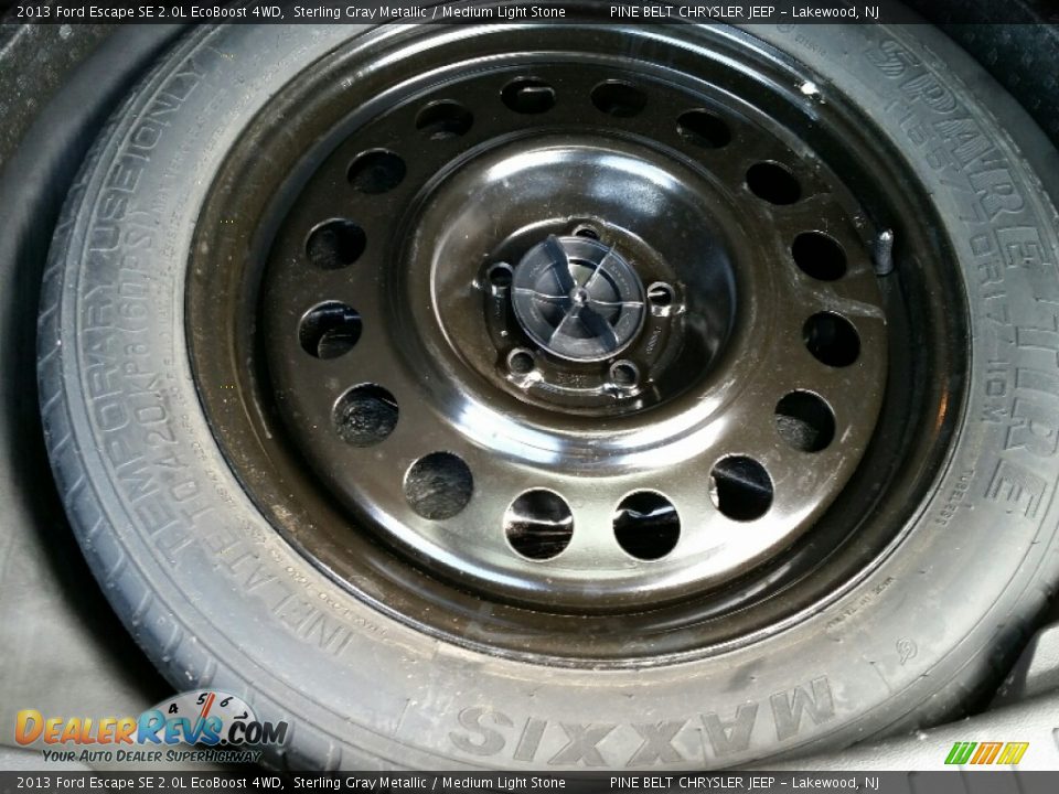 2013 Ford Escape SE 2.0L EcoBoost 4WD Sterling Gray Metallic / Medium Light Stone Photo #10