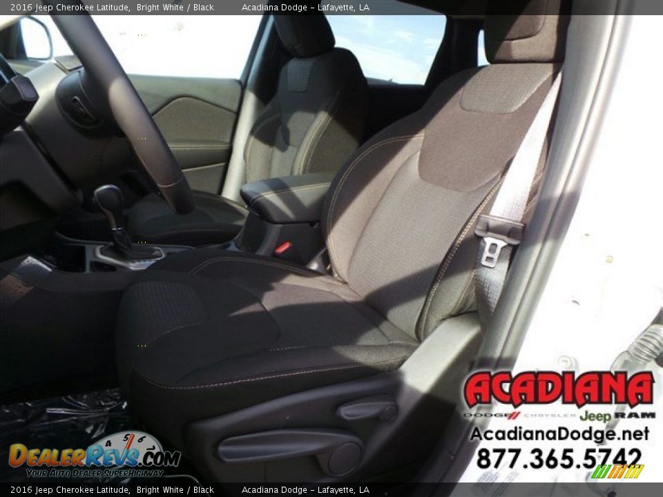 2016 Jeep Cherokee Latitude Bright White / Black Photo #5