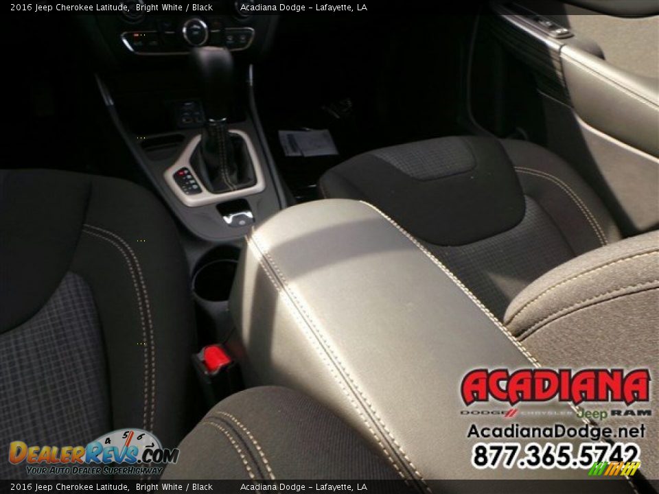 2016 Jeep Cherokee Latitude Bright White / Black Photo #8