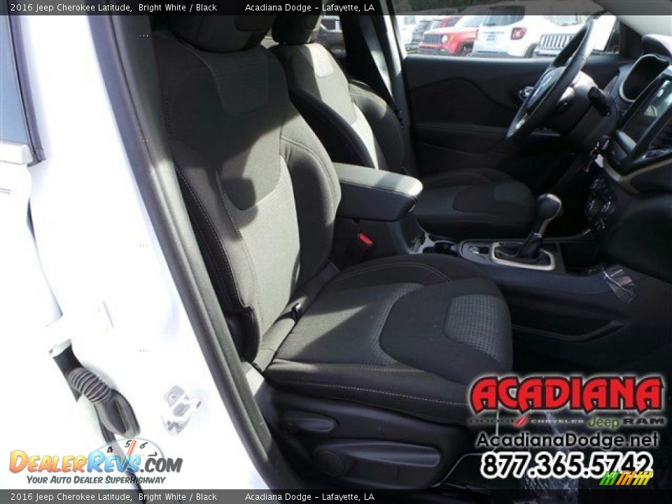 2016 Jeep Cherokee Latitude Bright White / Black Photo #10