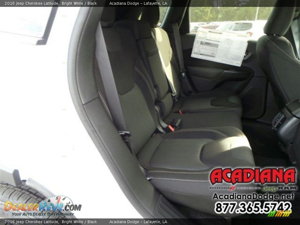 2016 Jeep Cherokee Latitude Bright White / Black Photo #11