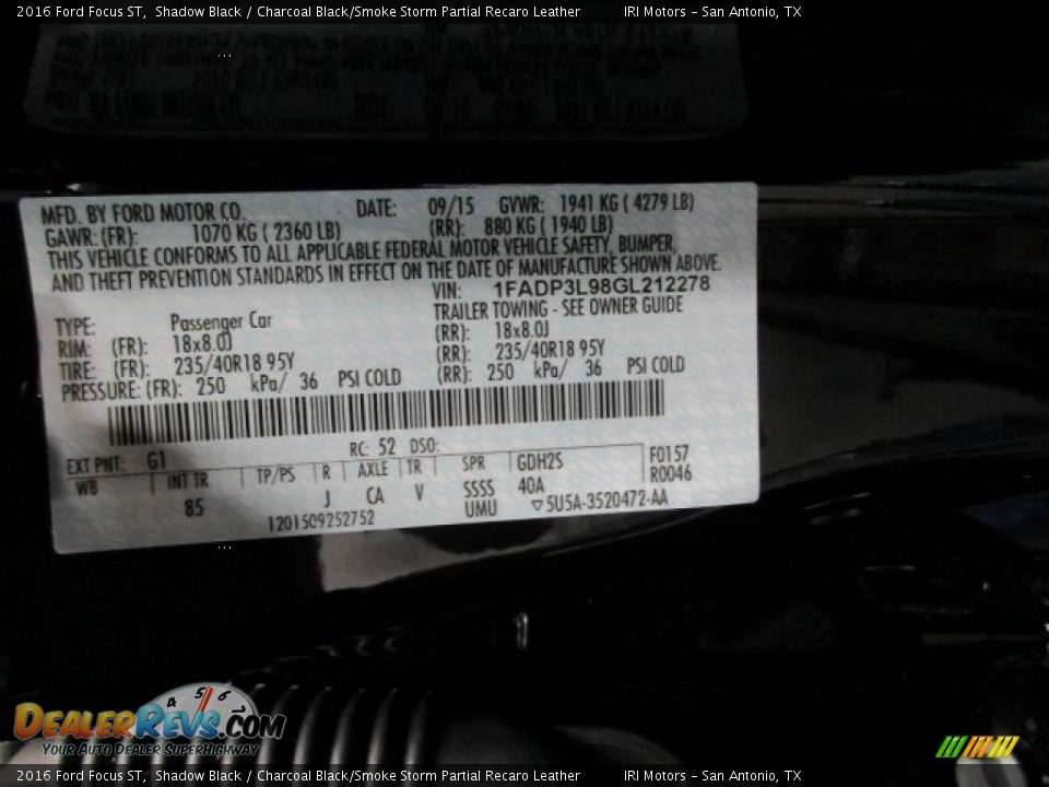 2016 Ford Focus ST Shadow Black / Charcoal Black/Smoke Storm Partial Recaro Leather Photo #18